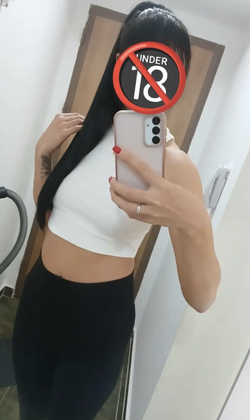 Servicii La mine sau la tine Incall Outcall